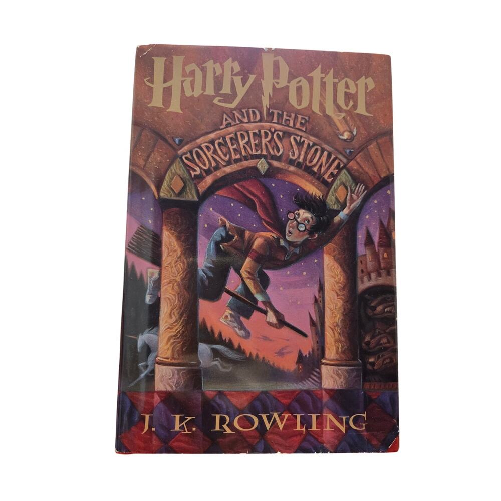HARRY POTTER and the Sorcerer's Stone J.K. Rowling Paperback Book 1 0590353403